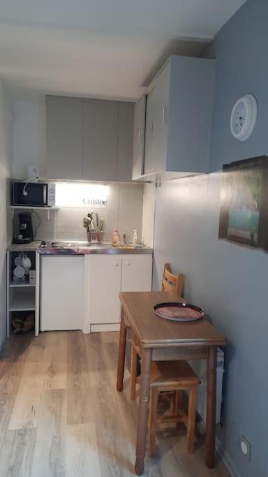 Studio Calme Pour 4 Pers. Vue Exceptionnelle Bagneres-de-Luchon ภายนอก รูปภาพ