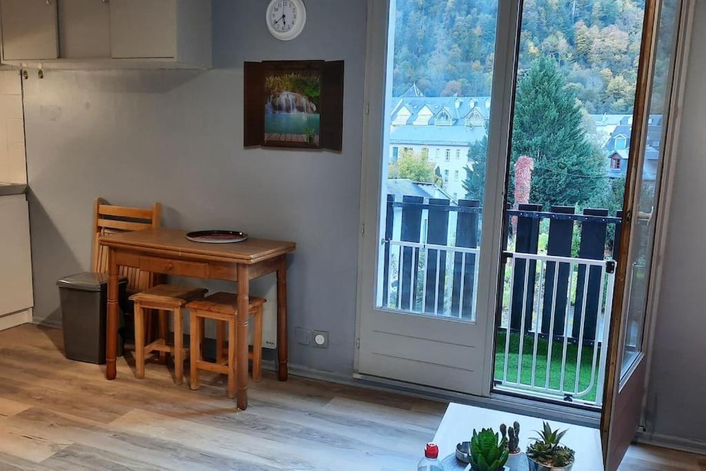 Studio Calme Pour 4 Pers. Vue Exceptionnelle Bagneres-de-Luchon ภายนอก รูปภาพ